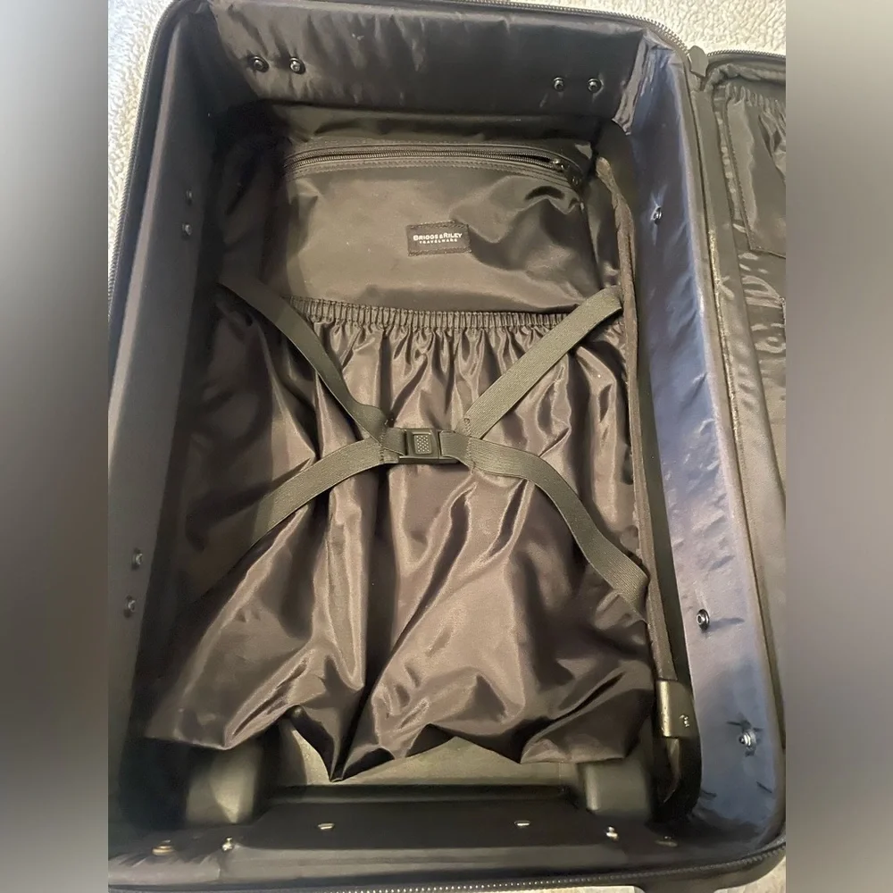 Briggs & Riley Carry-On Suitcase - Picture 7 of 14